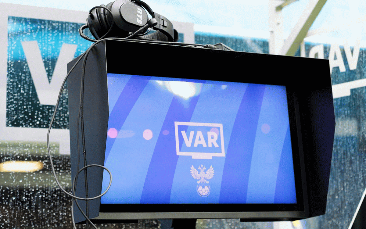 VAR